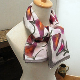 紫の花柄ストール